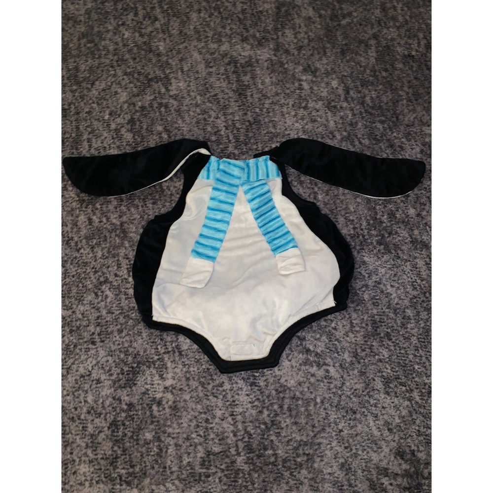 Cute Penguin Costume 9-18 Months